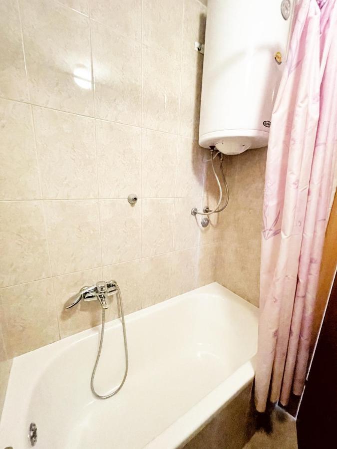 Bar Center Studio Apartment ภายนอก รูปภาพ