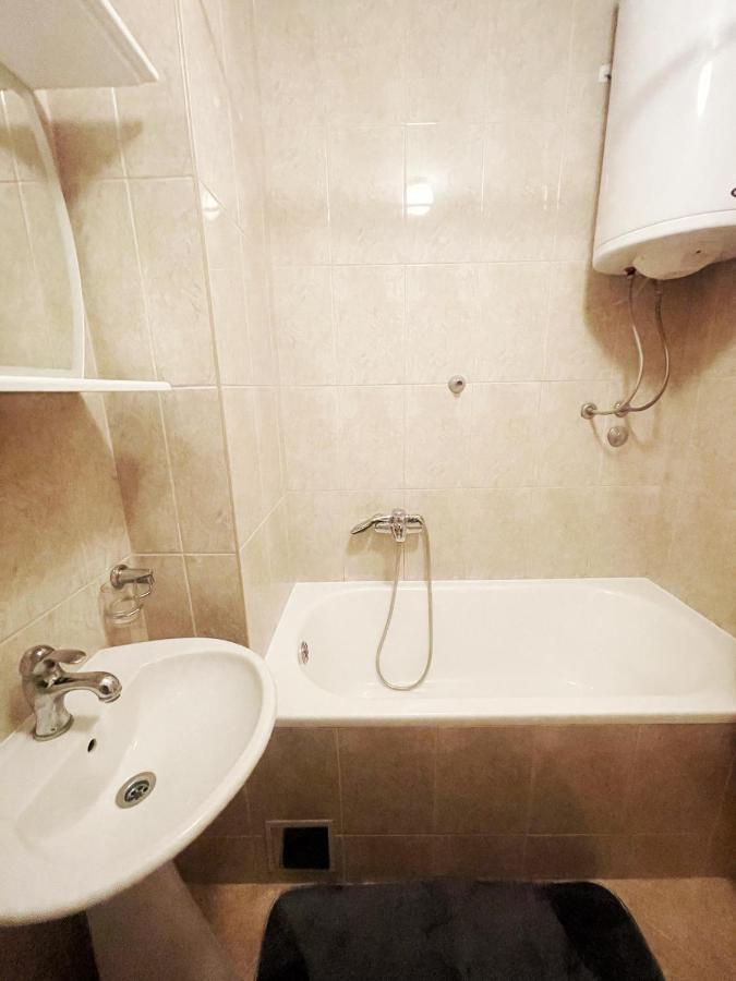 Bar Center Studio Apartment ภายนอก รูปภาพ