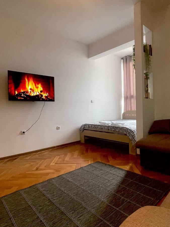 Bar Center Studio Apartment ภายนอก รูปภาพ