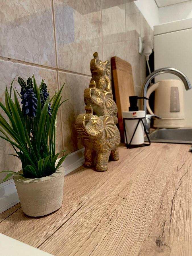 Bar Center Studio Apartment ภายนอก รูปภาพ