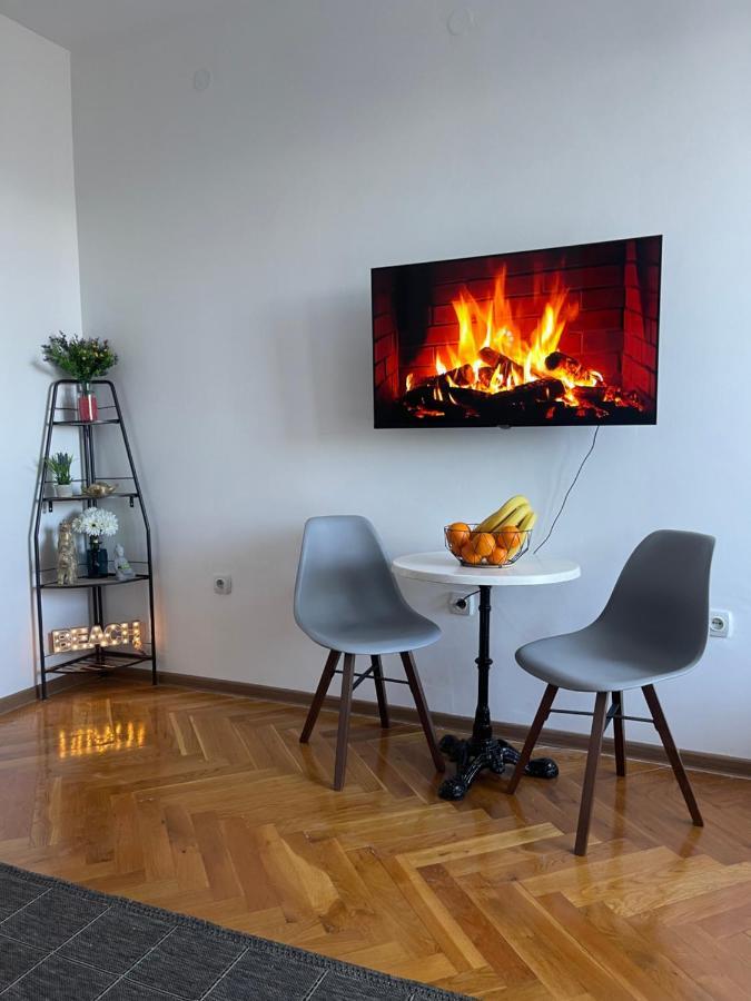 Bar Center Studio Apartment ภายนอก รูปภาพ