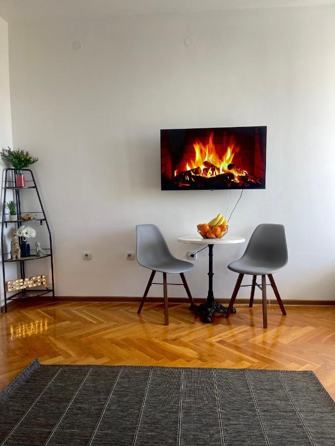 Bar Center Studio Apartment ภายนอก รูปภาพ